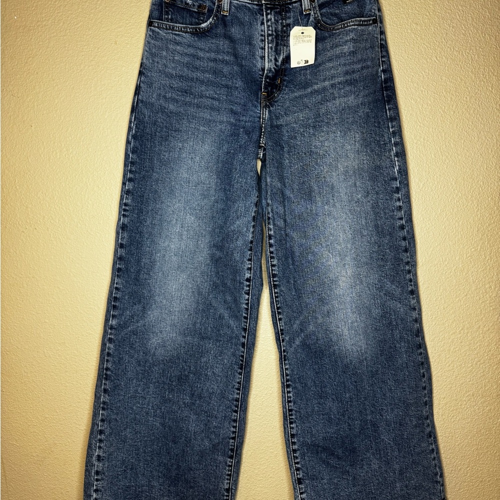 NWT Levi’s 728 High Rise Wide Leg Jeans 29x32 - Picture 7 of 10